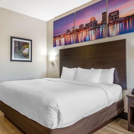 Clarion Pointe Louisville East Eksteriør billede