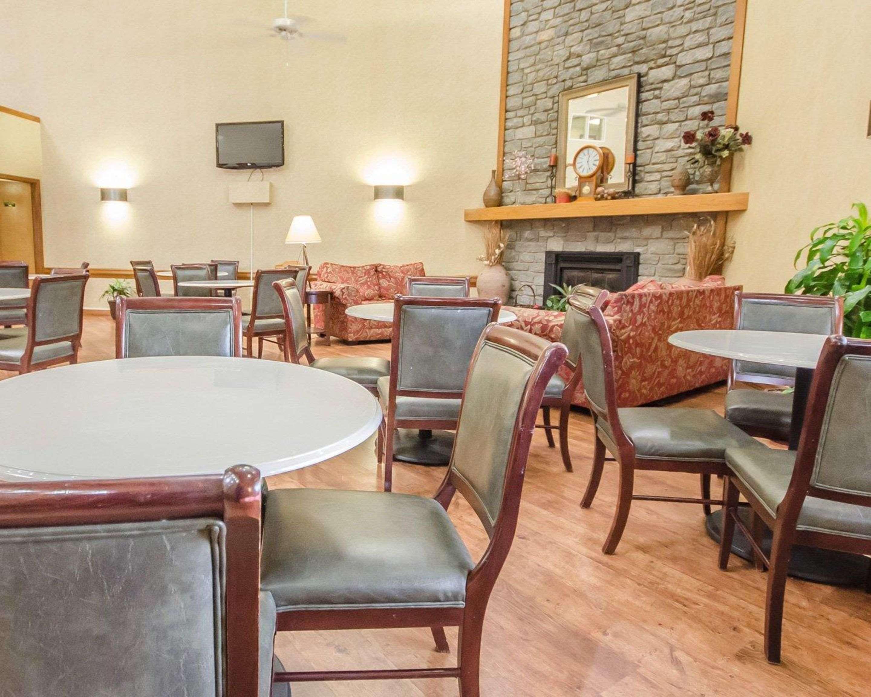 Clarion Pointe Louisville East Eksteriør billede